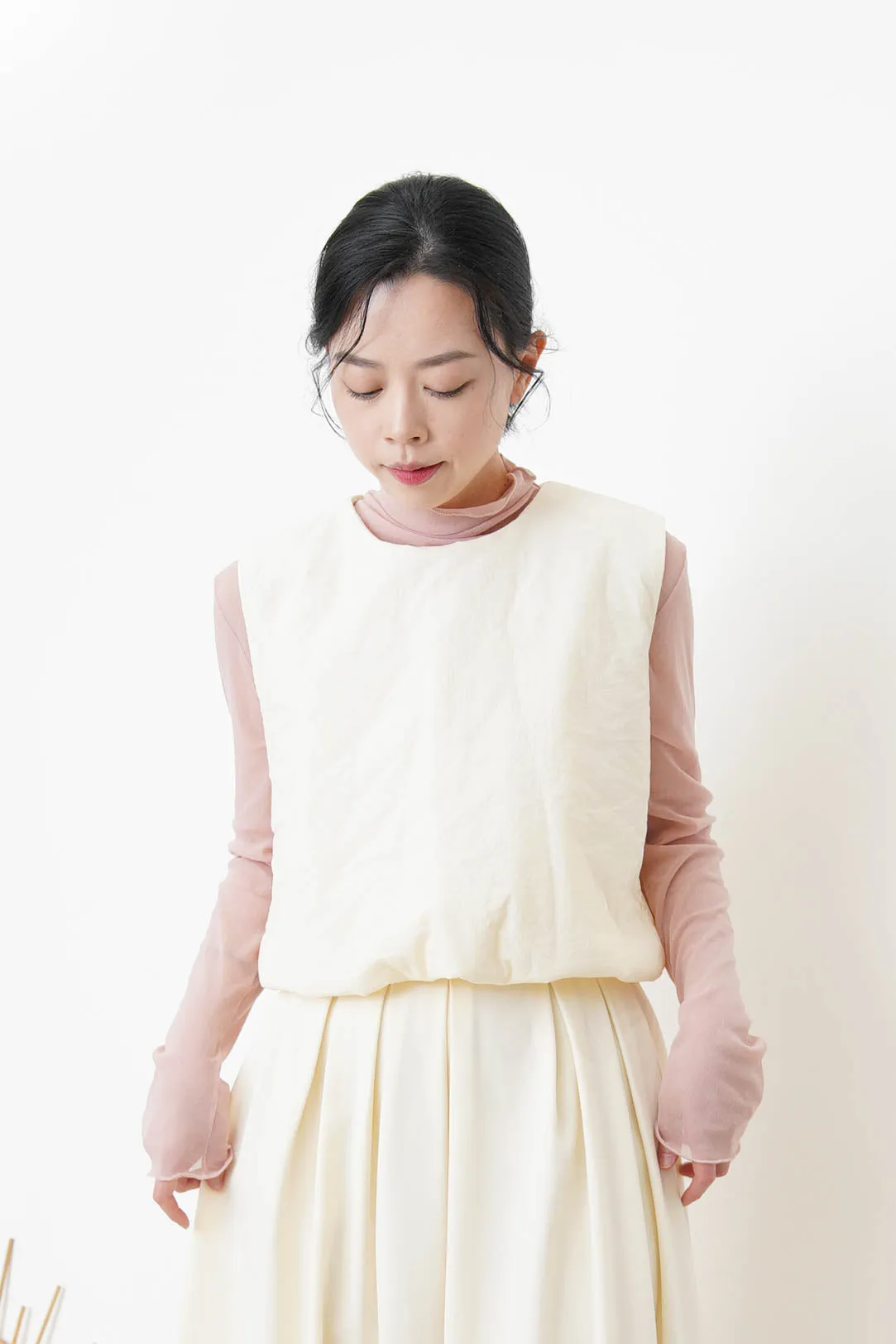Padded vest in crop cut